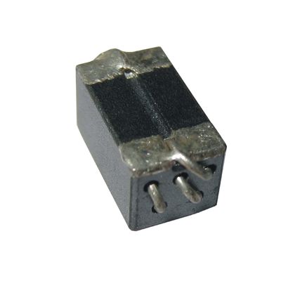 Tipo suave material 5,0 * 5,5 * 4.6m m de los inductores de la gota de ferrita de la supresión de la EMI de NiZn